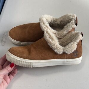 Timberland Tan Suede Fur-Lined Shoes